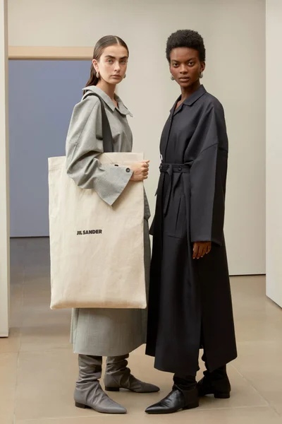 Look 4